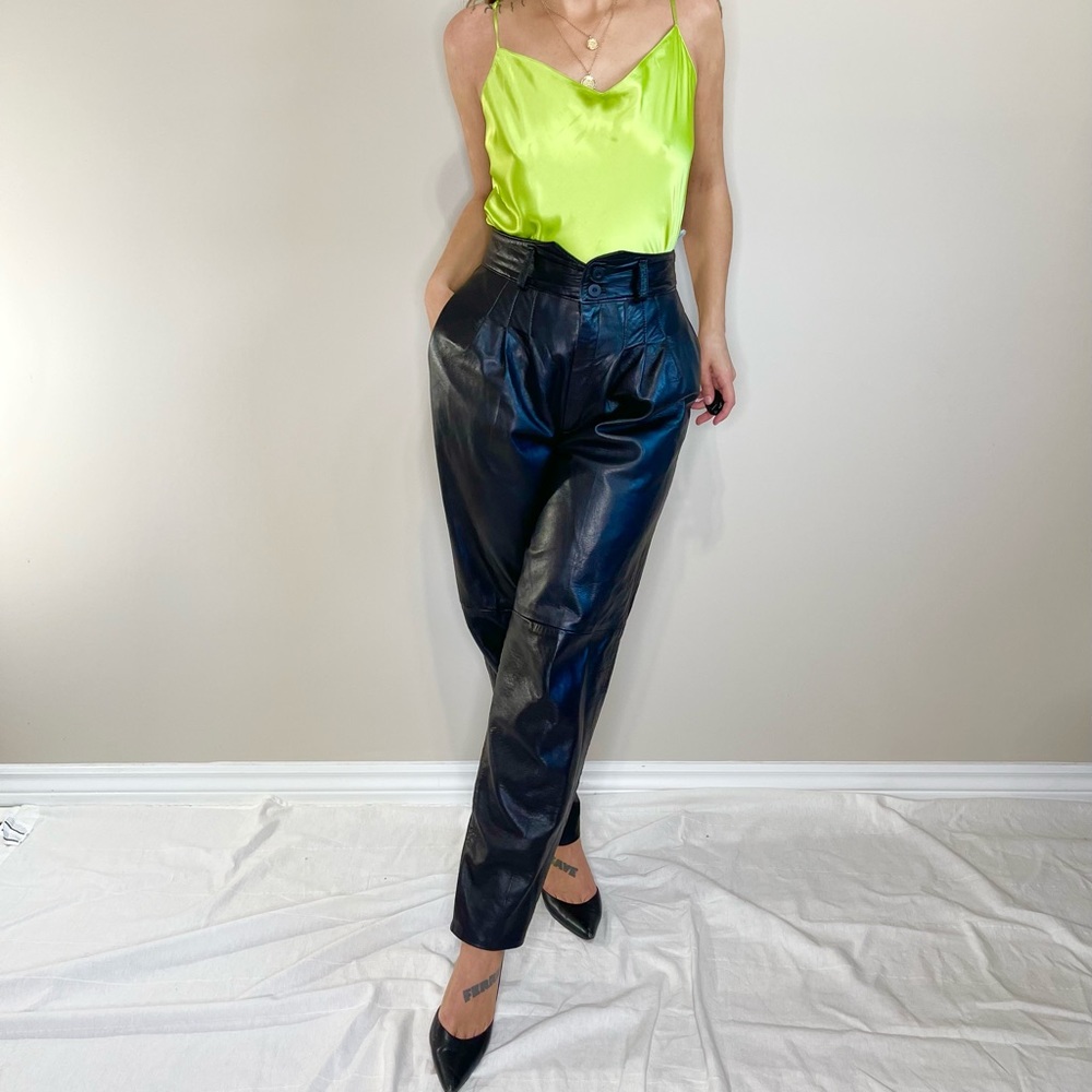Vintage High Waist Leather Pants (28)
